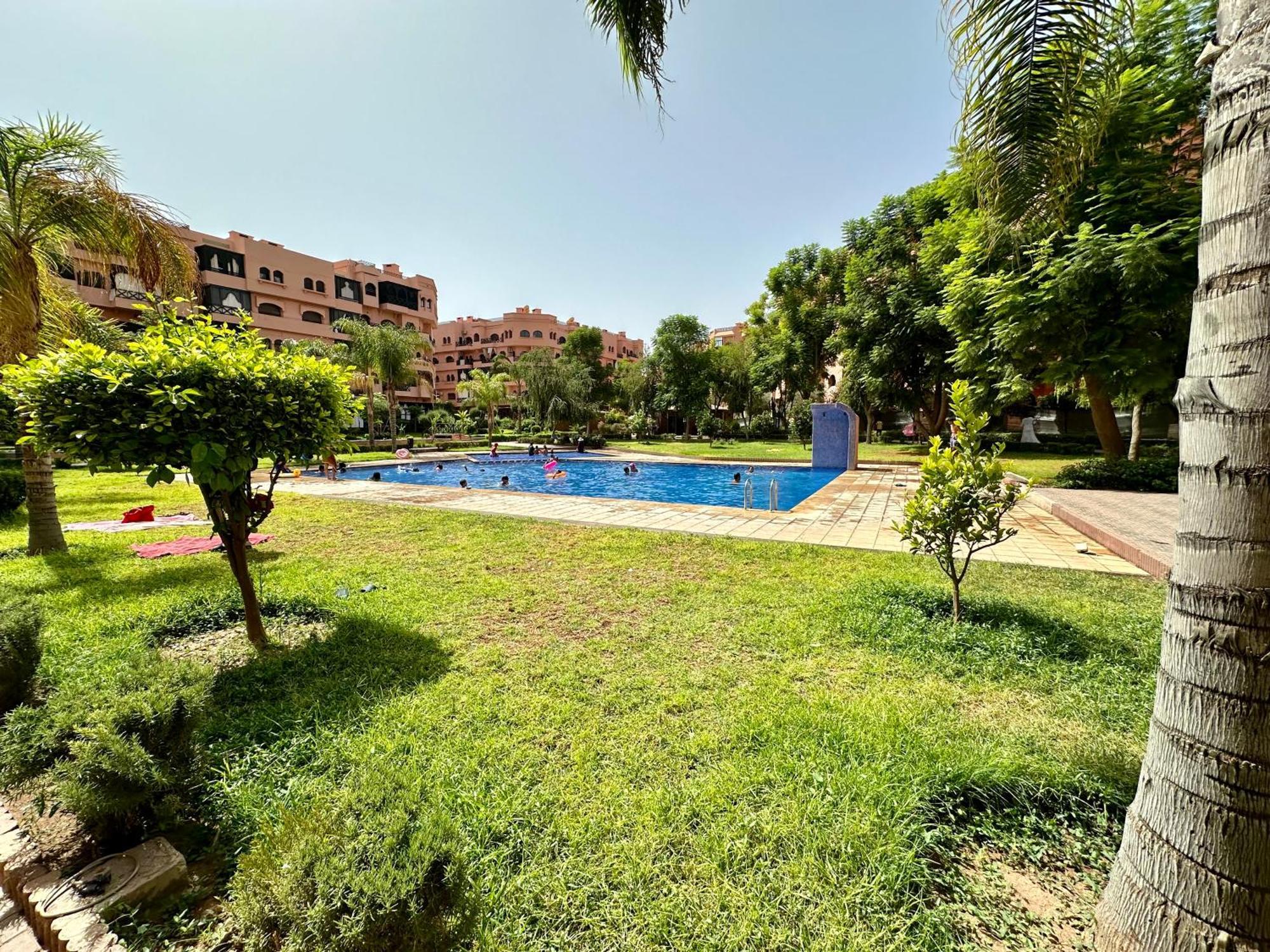 Oasis De Detente Avec Terrasse Et Vue Sur Piscine マラケシュ エクステリア 写真